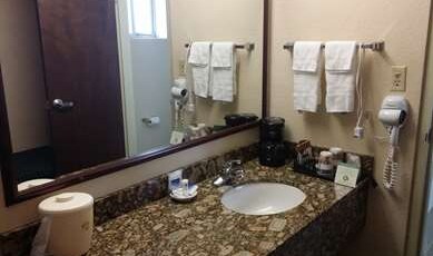 Best Western Winners Circle Room Type - Suite-2 King Beds, Non-Smoking, Mini-Suite, High Speed Internet Access, Microwave And Refrigerator, Best Western Winners Circle Room Type - Suite-2 King Beds, Non-Smoking, Mini-Suite, High Speed Internet Access, Microwave And Refrigerator,