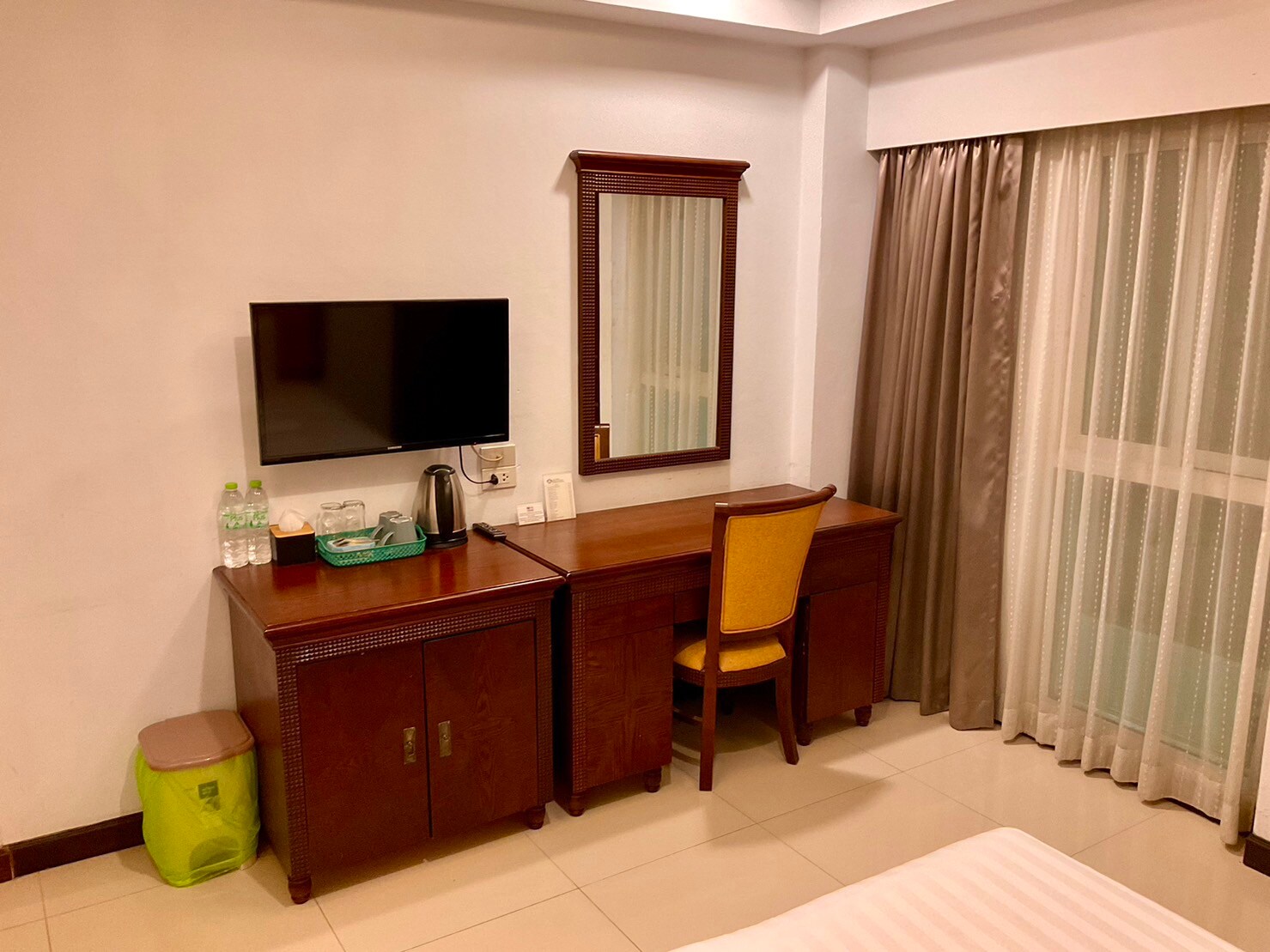 Sota Residence Inn - Tap to explore photos