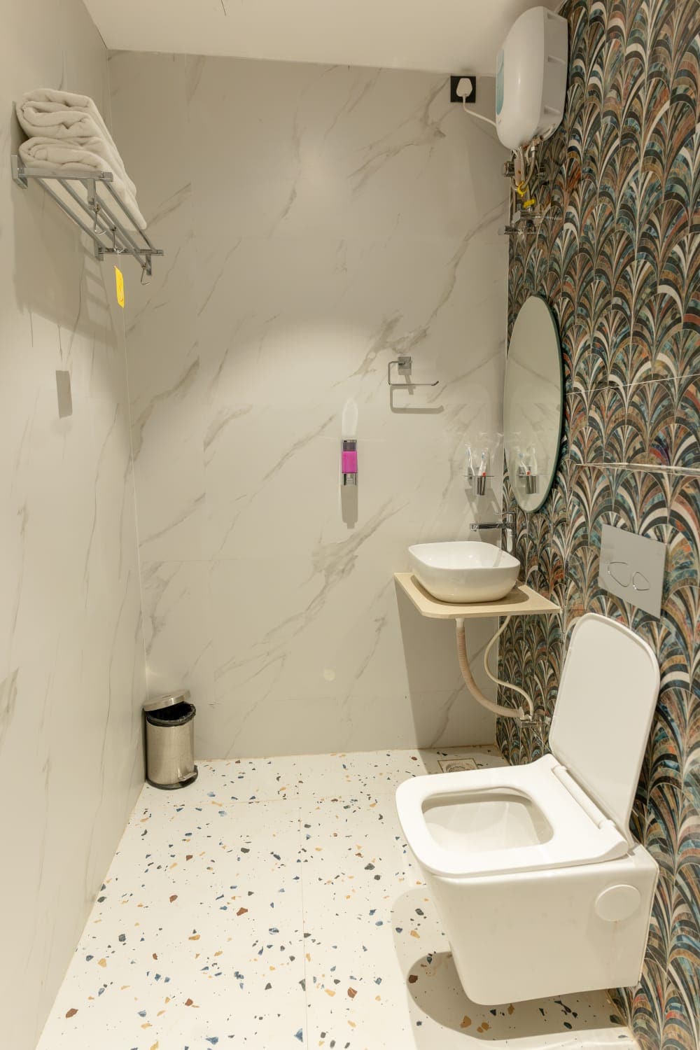 Hotel Maharaja Residency Airoli - Tap to explore photos
