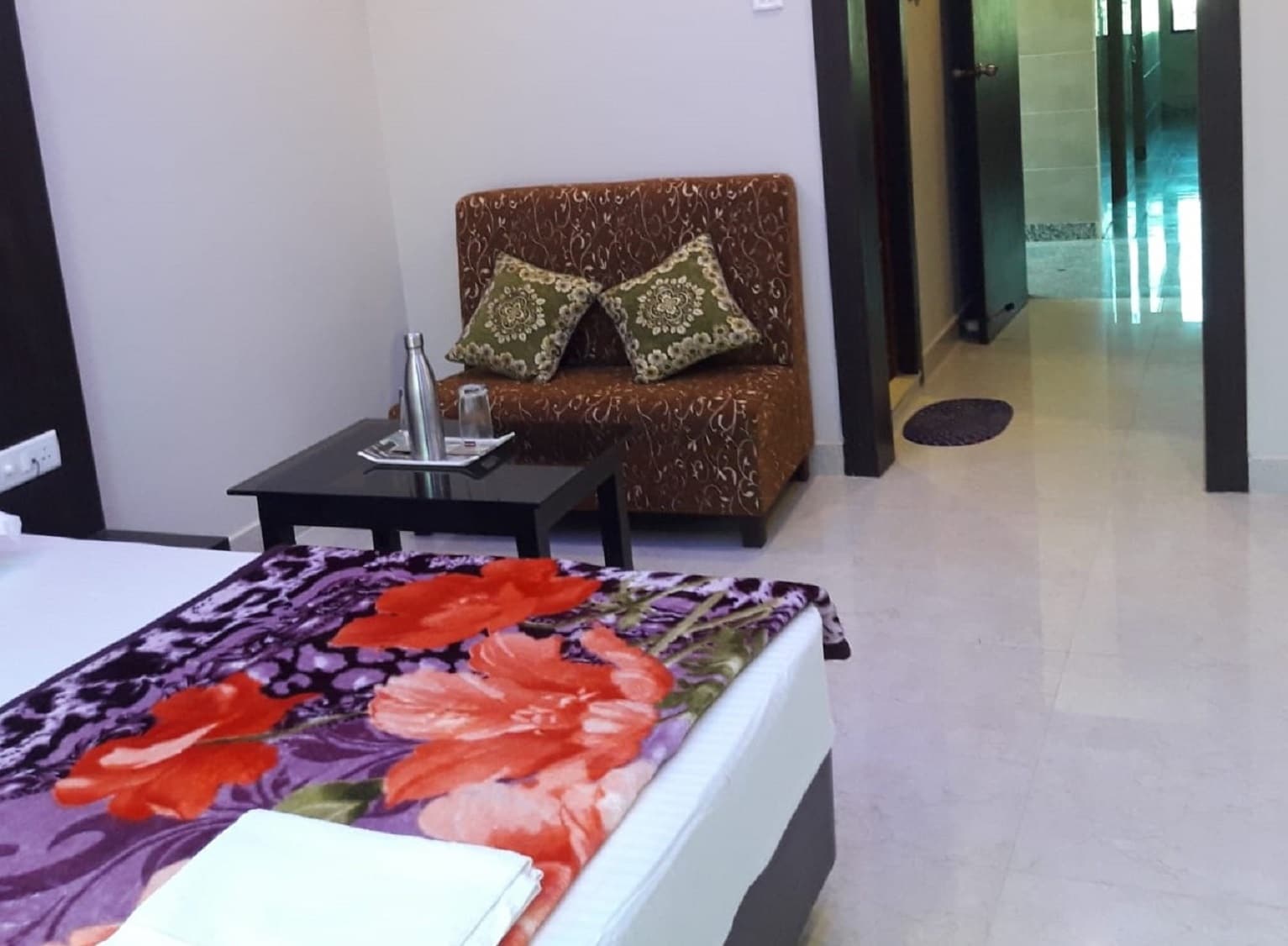 Hotel Siddhi Vinayak - Tap to explore photos