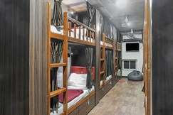 Marol Dormitory AC 24 Hours