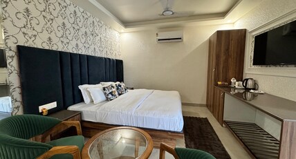 TAAL RESORT and CAFE Room Type - Luxury Room