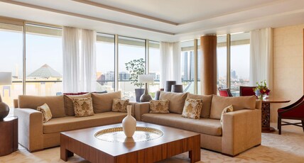 Raffles Dubai Room Type - Landmark Suite