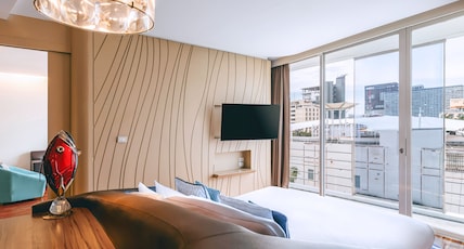 Hotel Baraquda Heeton Pattaya by Compass Hospitality Room Type - Aqua Suite One Bedroom