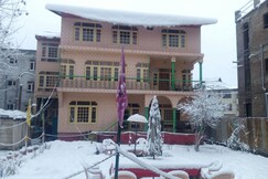 Shafeeq Guest House