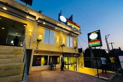 Baba Neem Karoli Bhawan | 3 km away from Ramjambhoomi