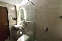 Best 2BHK Duplex nr Candolim Beach with pool & gym by Mirashya Homes