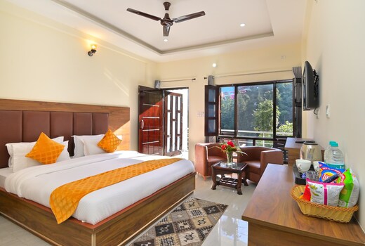 Hotel Dhanolti View by LA Riqueza