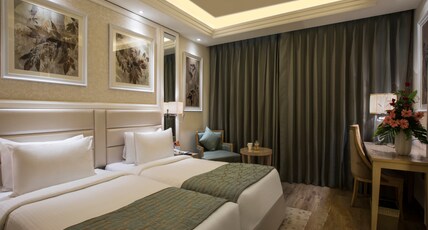 Singhania Sarovar Portico Room Type - Superior Room - 2 Single Bed With work desk