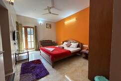 Madhu Manish Mountain Cottage Coonoor