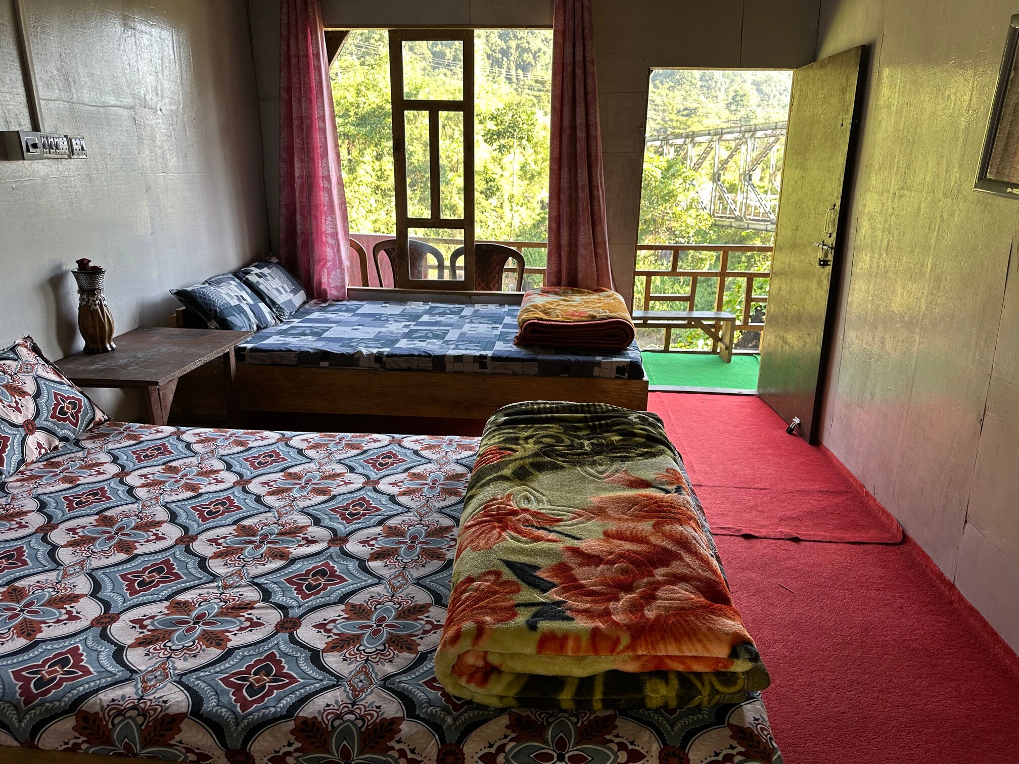 Riversong nature homestay - Tap to explore photos