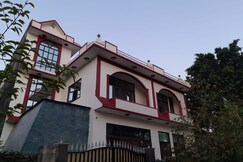 Balaji Guest House (Home Stay)