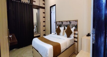 Hotel The Grand Kailash Room Type - Deluxe Room