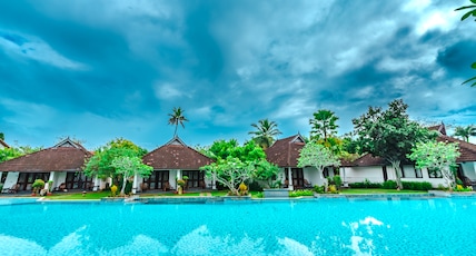 Rhythm Kumarakom Room Type - Poolside cottages