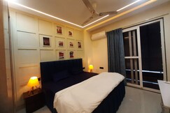Stylish 1BHK |Prime Area Couple Friendly| Sector45