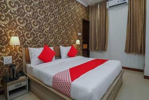 Hotel O palm town