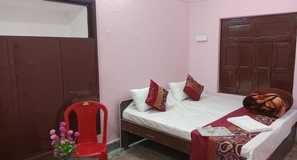 Anand Lok @Lanka Room Type - Deluxe Double or Twin Room