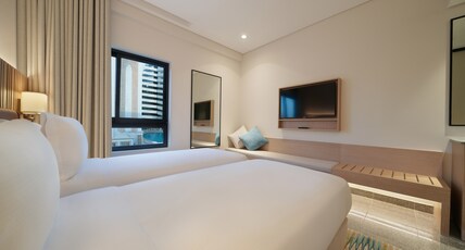 Arabian Park Hotel Room Type - Pool View Room - Twin Beds