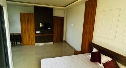 Happy Home Resort | Single Deluxe Room Room Type - Bedroom 7