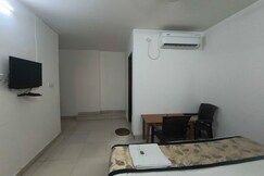 Hotel O Vineet Khand Gomti Nagar Formally Raas Inn