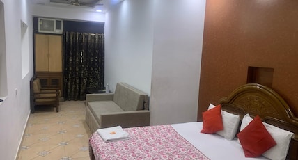ASHU VILLA near Maharani Bagh Room Type - Master Deluxe Family Room ASHU VILLA near Maharani Bagh Room Type - Master Deluxe Family Room
