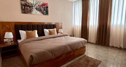 Namaste Hostel, Rishikesh Room Type - King Room With Mountain View
