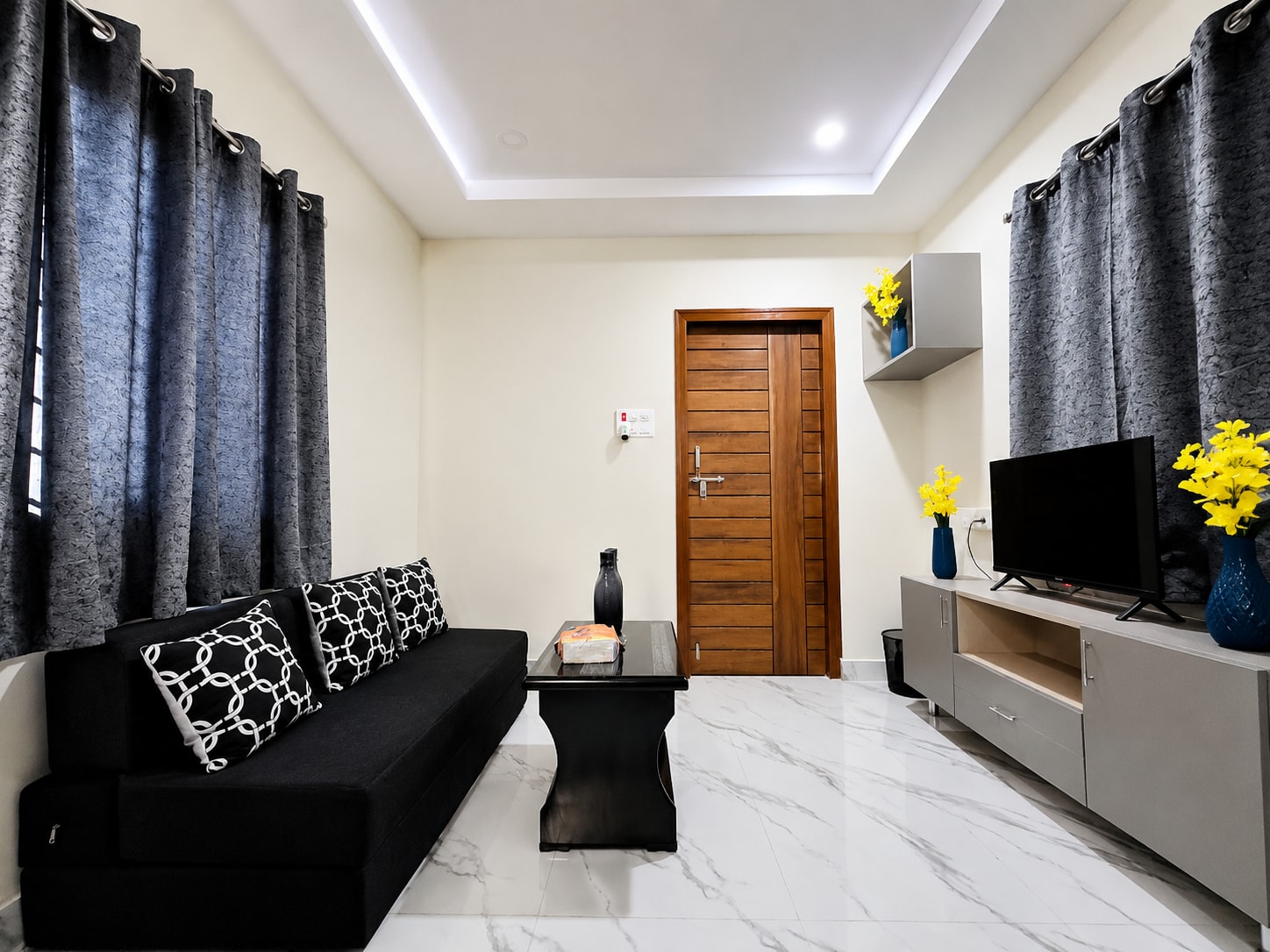 Charter Stays  1BHK with Terrace Garden in Kondapur Near HITEC City - Tap to explore photos