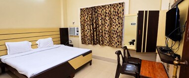HOTEL CHANDRAJYOTI INN
