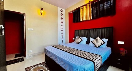 Nirvana Rooms B&B | Rooms & Guided Treks Room Type - Deluxe Room