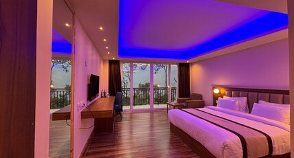 Wisteria Crystal Manor Room Type - Valley Room