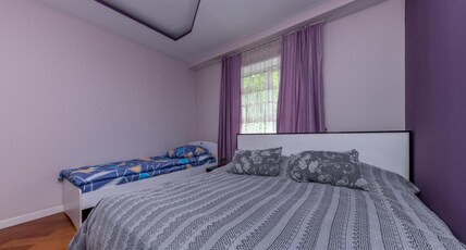 Wanderlust Boutique Hostel Room Type - Purple Private Room