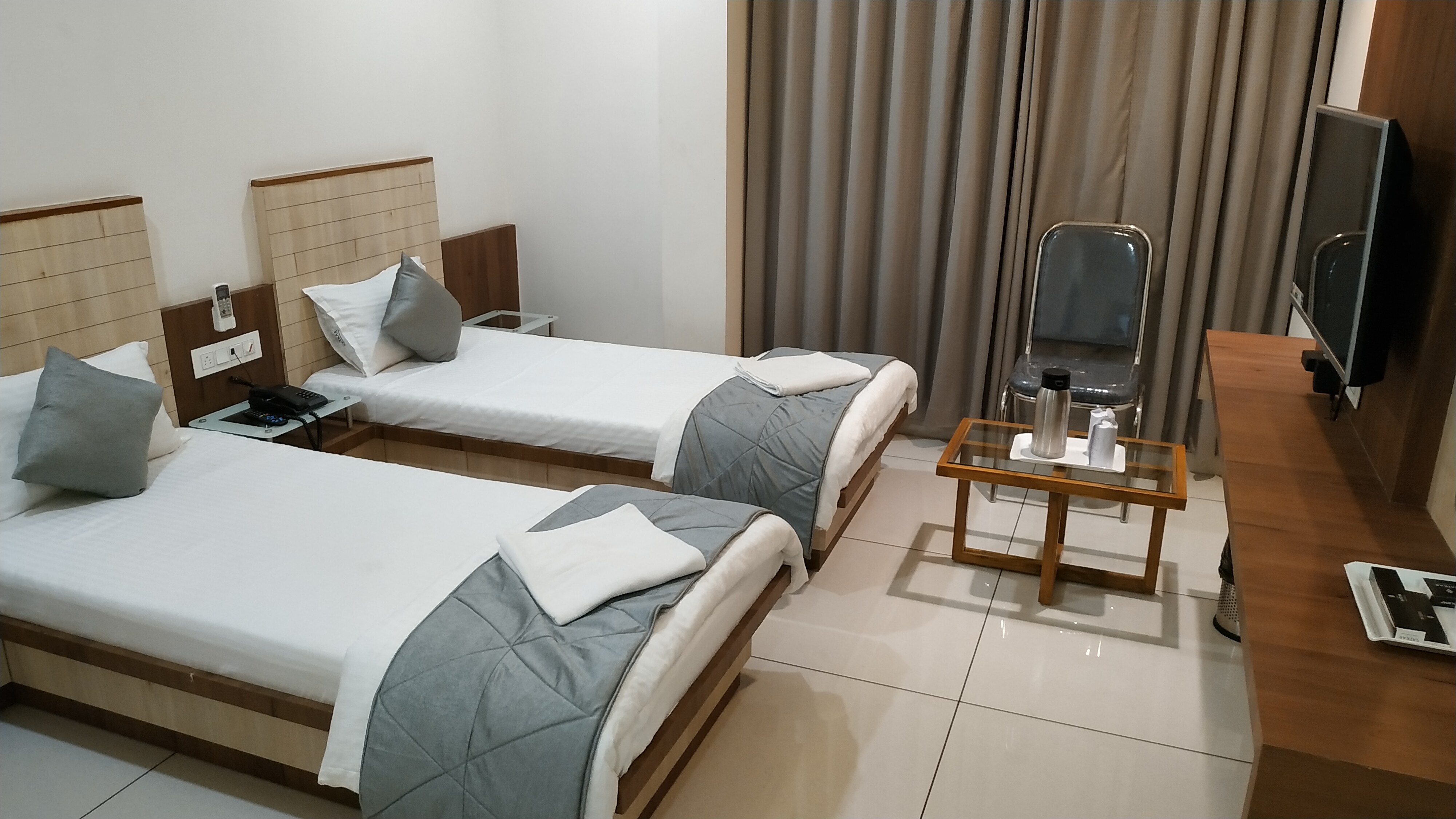 HOTEL SATKAR CHHATRAL - Tap to explore photos