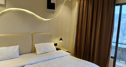 L'Elegant Resort Room Type - Duplex Family Room with Mountain View