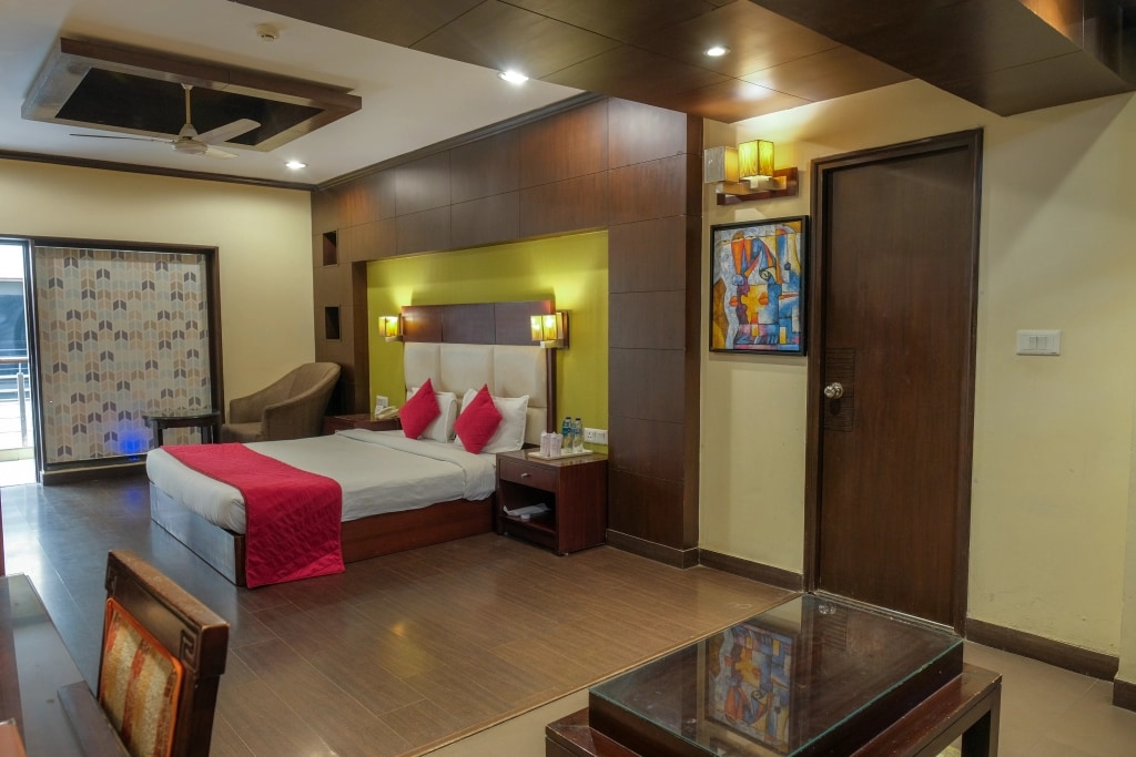 Hotel Saurabh By Moonlight Hospitality - Tap to explore photos