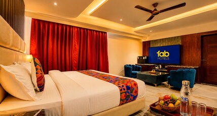 FabHotel D2 - Nr Ashok Vihar Room Type - Premium Room
