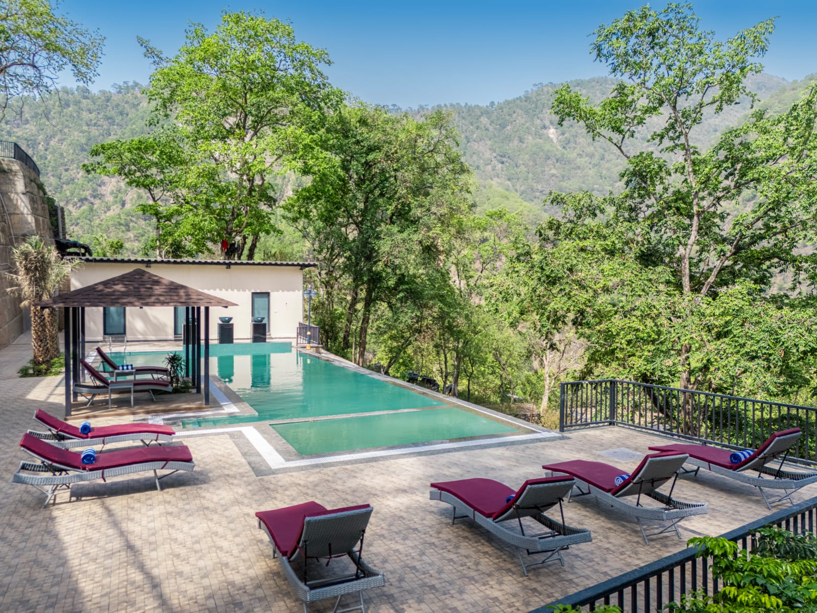 Kamlodabhavi Resort - Tap to explore photos