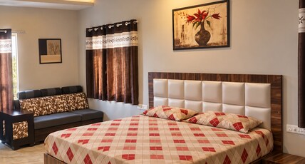 DeepNanda Resort Room Type - Premium Room Ac