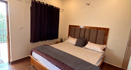 Forest Breeze Homestay Room Type - Peaceful Forest View Room