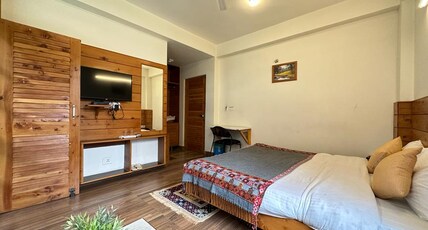 Aadesh villa b&b Room Type - Deluxe Room