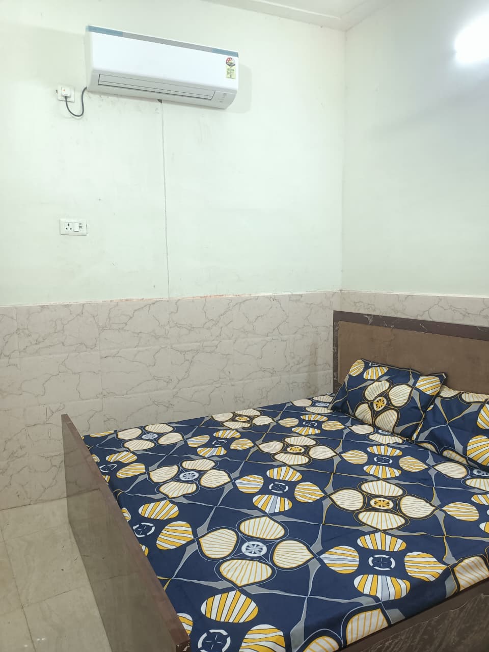 SHRI RAM HOME STAY - Tap to explore photos