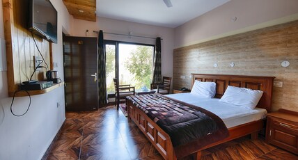 Sherpa Eco Resort Room Type - Deluxe Room