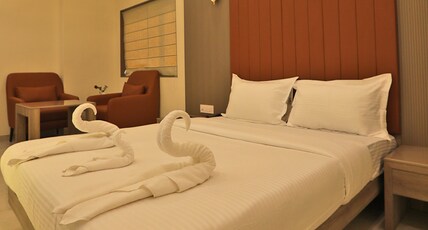 THE OVAL ROOMS Room Type - Premium Room