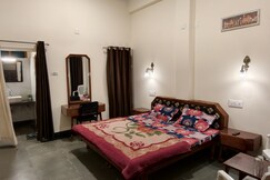 Hotel Kaka palace
