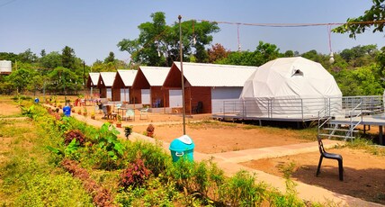 WOODLAND Room Type - Hillview Premium Cottages