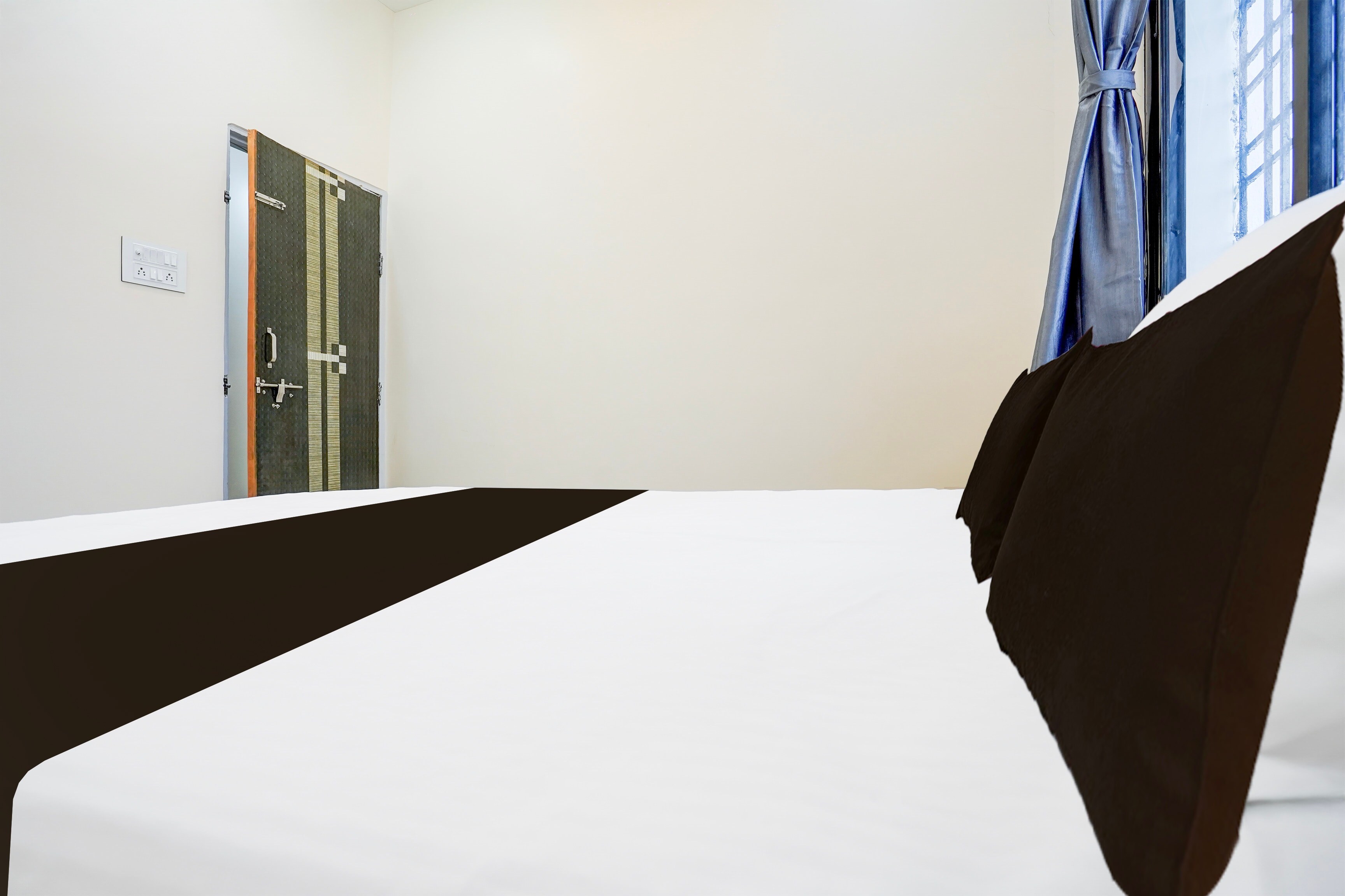 HOTEL O GALAXY INN - Tap to explore photos