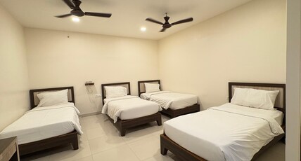 SAMBHABANA HOTEL & SUITES Room Type - 5 BEDED DELUXE