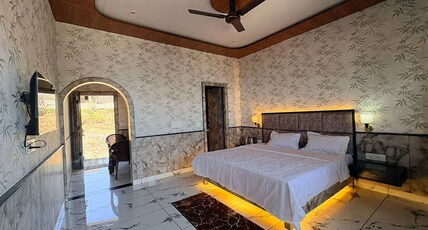 The Ghallu Home Stay Room Type - Double Room with Private Kitchen And Balcony
