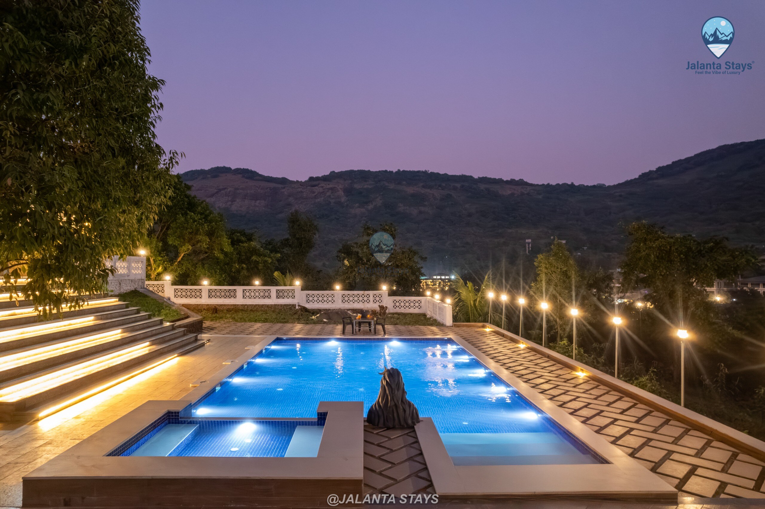 4bhk Crystal Bay by Jalanta Stays - Tap to explore photos