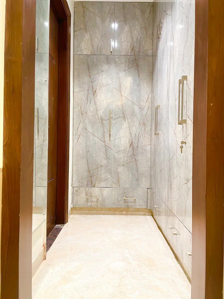 Instay 779 l Entire 3BHK Luxe with Theater Screen - Tap to explore photos