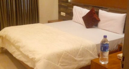 Kaira Regency Room Type - Kaira Regency Deluxe Rooms Double Bed